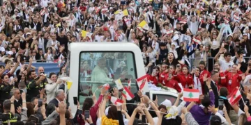 Papa León XIV pide nuevos enfoques de paz para Oriente Medio en Líbano