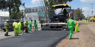 Tendrán los 32 estados de México “trenes” para repavimentar carreteras: SICT