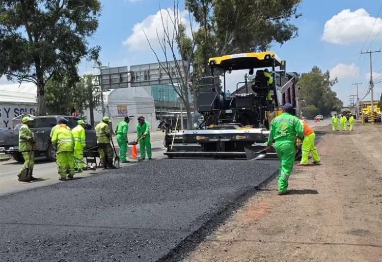 Tendrán los 32 estados de México “trenes” para repavimentar carreteras: SICT