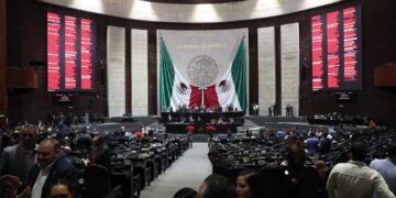 Cámara de Diputados aprobó, en lo general, expedir Ley General de Aguas y modificar la Ley de Aguas Nacionales