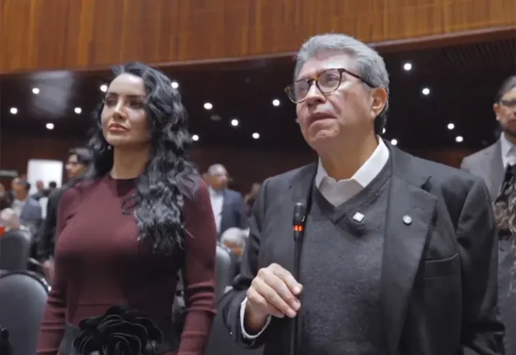 Monreal niega bloqueos y promete certeza para productores en ley de aguas