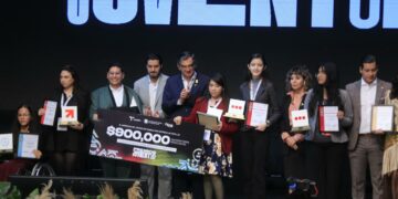 Premia el gobernador Américo Villarreal a la juventud y al deporte tamaulipeco