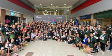 Participan más de 300 atletas y aficionados en Carrera de Inmobiliaria Amaranta de Victoria