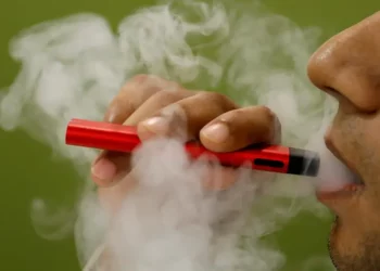 Quitan castigo por uso, consumo y portación de vapeo