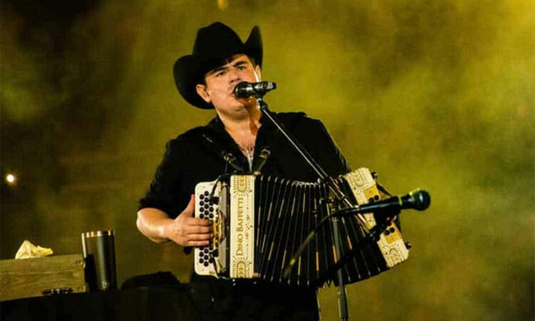 Alfredo Olivas confirma retiro temporal de los escenarios