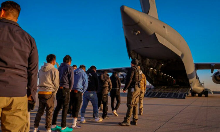 Trump acelera deportaciones: más de 145 mil connacionales retornan