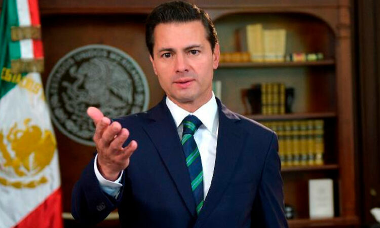Peña Nieto vuelve al país y desata reacciones políticas