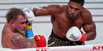 Mueren miembros del equipo de Anthony Joshua en fatal choque