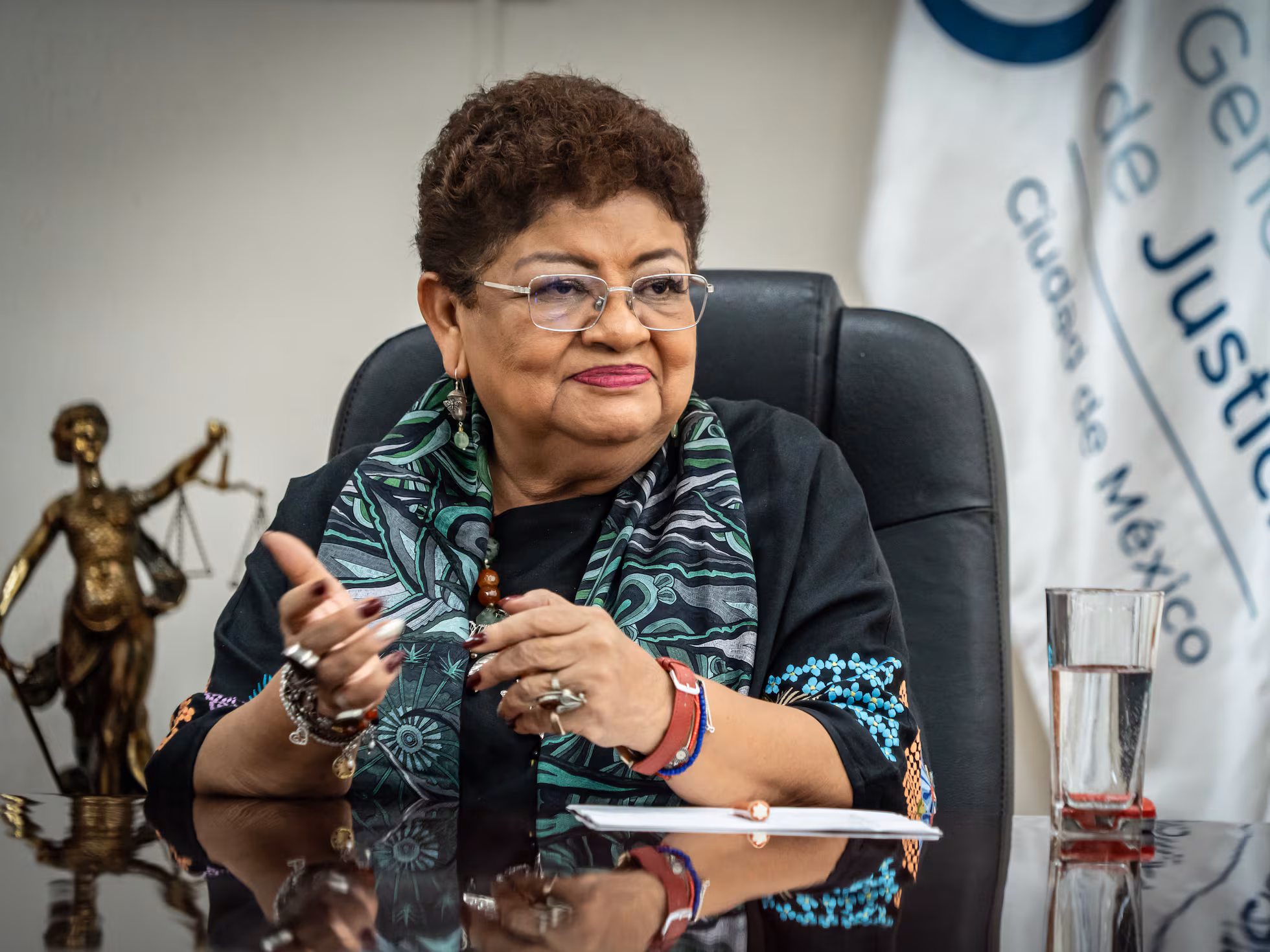 Ernestina Godoy toma las riendas de la FGR