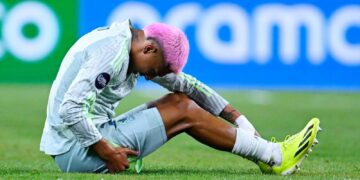 Julián Araujo busca club para no quedar fuera del Mundial 2026