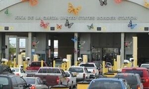 Cruzar a Texas tomará tiempo: puentes de Tamaulipas reportan filas de hasta 65 minutos