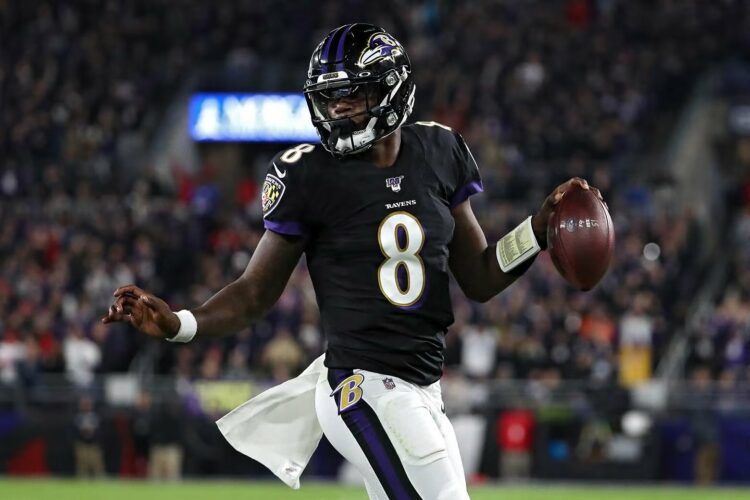 Lamar Jackson y Harbaugh se juegan el futuro: ¿Estará la estrella de los Ravens ante Steelers?