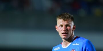 Escándalo en Cruz Azul: Mateusz Bogusz se ausenta sin permiso