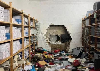 Gran robo al banco en Alemania: perforan bóveda y saquean cajas fuertes