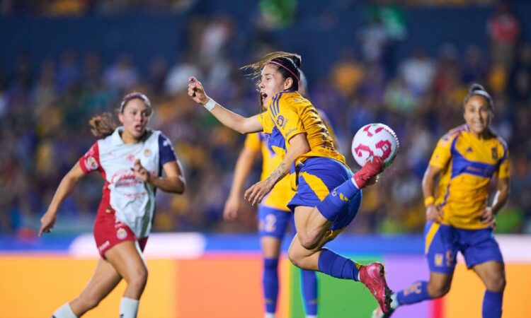 Gol de escorpión de Lizbeth Ovalle gana premio Marta FIFA