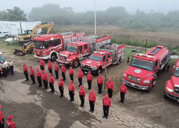 Tabasco rinde homenaje a bomberos fallecidos en incendio de Matamoros