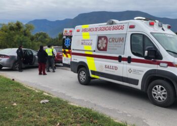 Choque frontal en bulevar Guadalupe Victoria deja cuatro lesionados