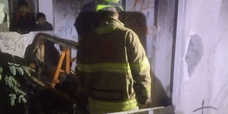 Fuego en Año Nuevo: Bomberos de Ciudad Victoria sofocan múltiples incendios domésticos