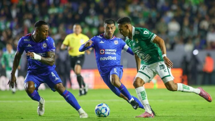 Tropieza Cruz Azul en el arranque del Clausura 2026; 1-2 ante el León 