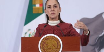 Sheinbaum garantiza autonomía del INE en reforma electoral; perfilan recortes a órganos electorales