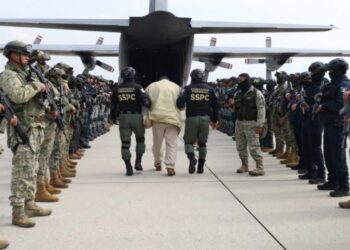 México envía a Estados Unidos a 37 reos más de alta peligrosidad de Almoloya