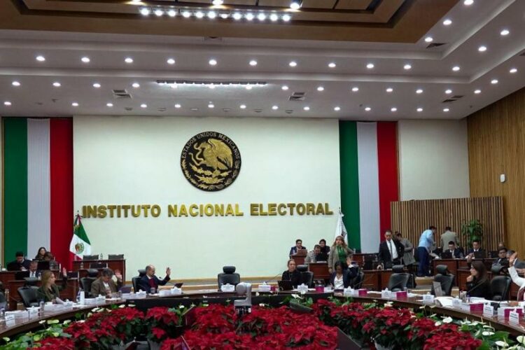 Convierten al INE en “Big Brother” instalan cámaras con micrófonos en todos sus edificios
