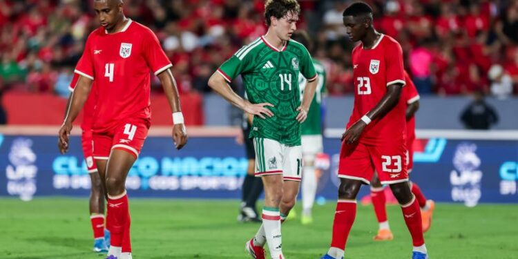 Autogol de Panamá da triunfo 0-1 a México en partido preparatorio al mundial 2026