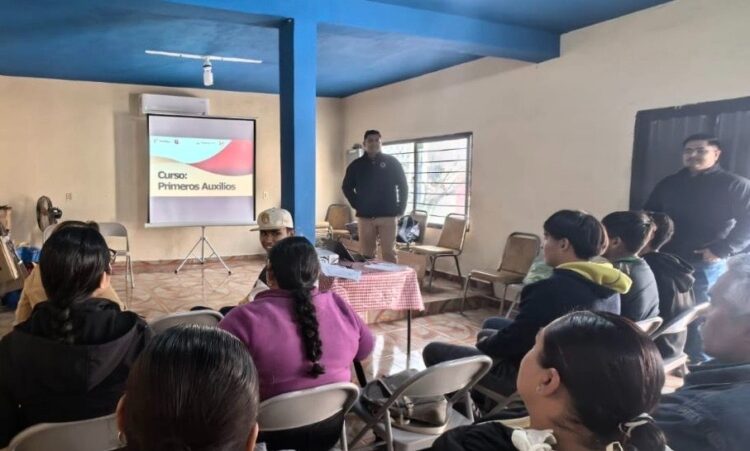 Capacitan a prestadores de servicios de “El Chorrito” sitio turístico-religioso de Hidalgo, Tamaulipas