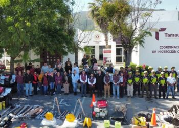 Entregan equipamiento al personal de Protección Civil de Tamaulipas