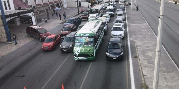 Cámara ilegal provoca operativo militar y cierre vial en Reynosa