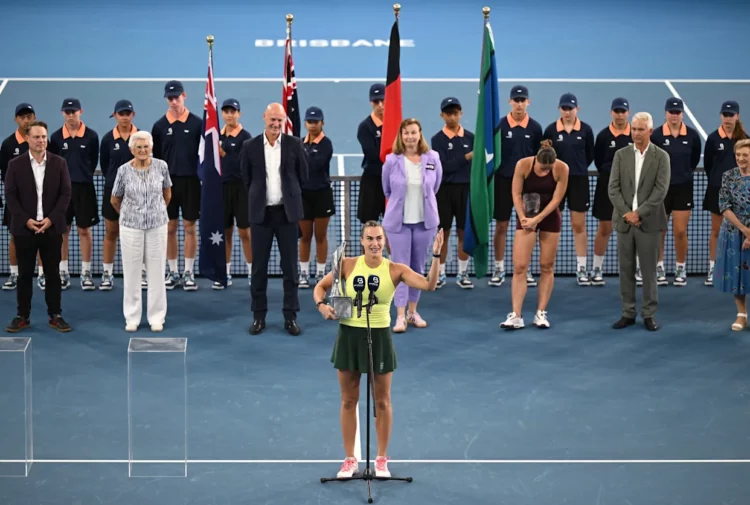 Sabalenka conquista Brisbane y da pistas de boda con su novio