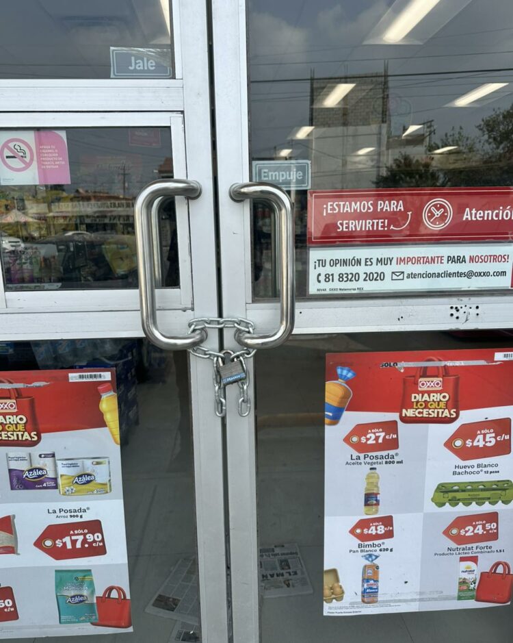 Cierres inesperados de Oxxo inquietan a Río Bravo 