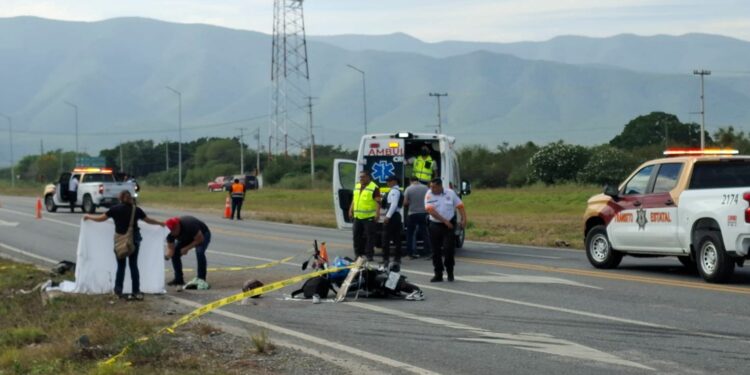 Tragedia en Victoria: muere mujer en choque de moto contra tráiler en Libramiento Naciones Unidas