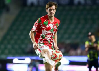 Cruz Azul: Agustín Palavecino ya está en México para el Clausura 2026