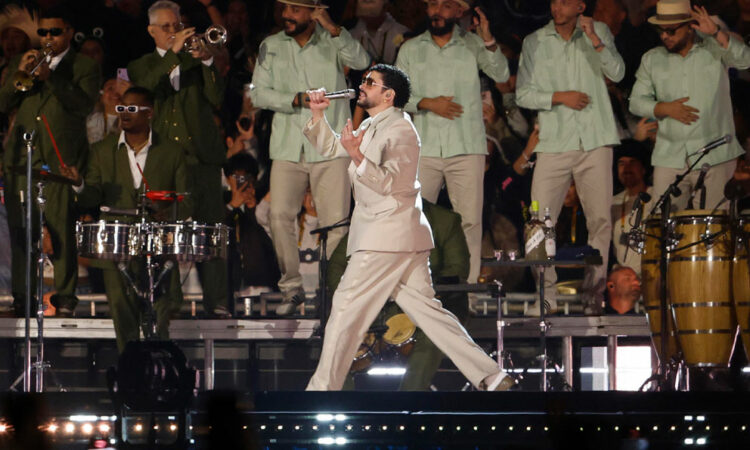 Bad Bunny lanza tráiler oficial del medio tiempo del Super Bowl LX con mensaje de unidad