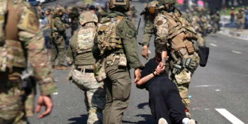 Migrantes detenidos en Estados Unidos: Récord de 73 mil