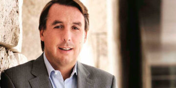 Vende Emilio Azcárraga Jean parte de acciones en Televisa