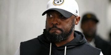 Aaron Rodgers dejaría a los Steelers tras la salida de Mike Tomlin