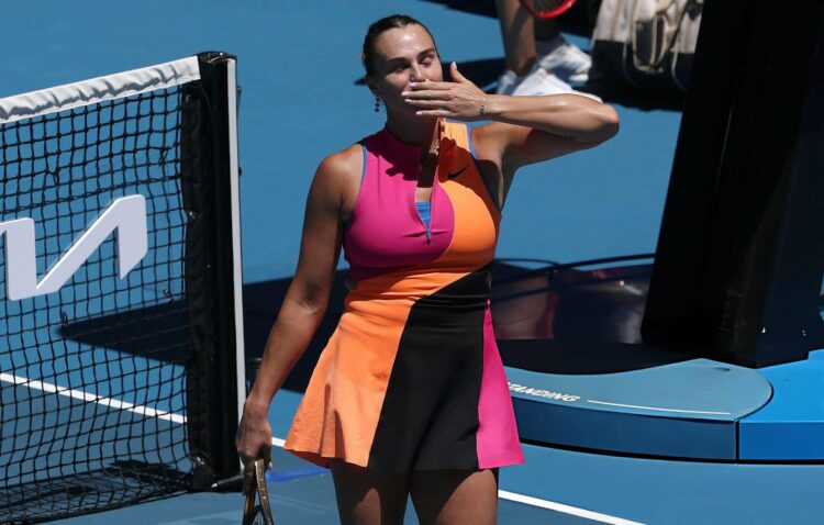 Sabalenka avanza a semifinales del Abierto de Australia