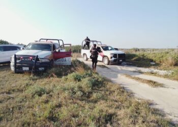 Guardia Estatal salva a jóvenes de morir ahogados