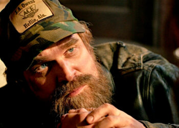 Abandona David Harbour filme