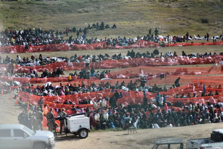 Cancelación de CBP One deja a miles de migrantes varados en México