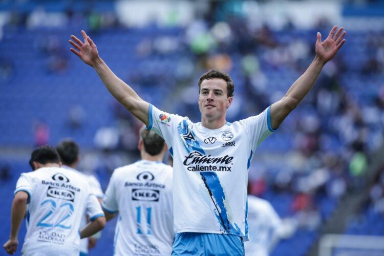 Puebla vence a Mazatlán con goles de Lozano y Edgar Guerra