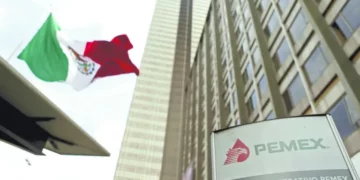 Pemex aplaza hasta 8 años pagos a proveedores pese a promesas de pronta liquidación