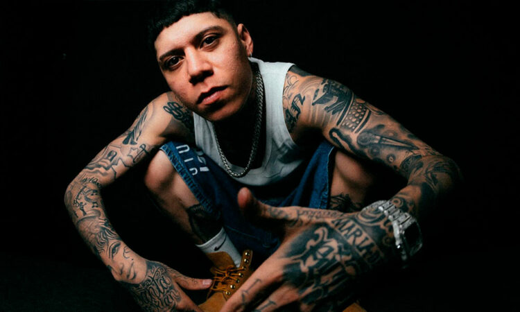 Admite Santa Fe Klan crisis emocional en mensaje de Año Nuevo: “Hay días que me dan ganas de rendirme”.