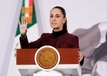 Sheinbaum pide discutir IA y fraudes digitales en México
