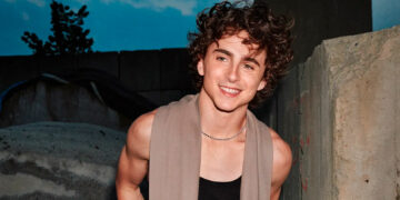 Timothée Chalamet relata la amenaza real que recibió de un actor secundario en el set de “Marty Supreme”