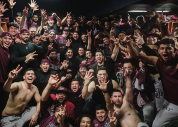 Tomateros de Culiacán ya está en la Final; Charros a un triunfo