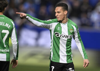 Betis vs Feyenoord 2-1: El equipo de Pellegrini vuela a octavos