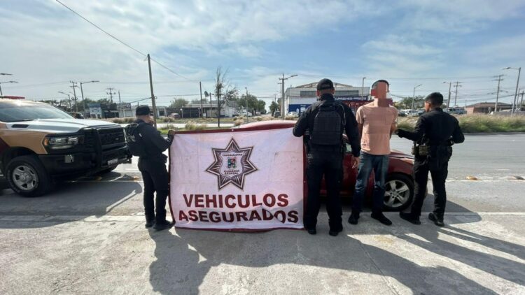 Guardia Estatal halla auto robado y auxilia a hombre en Reynosa